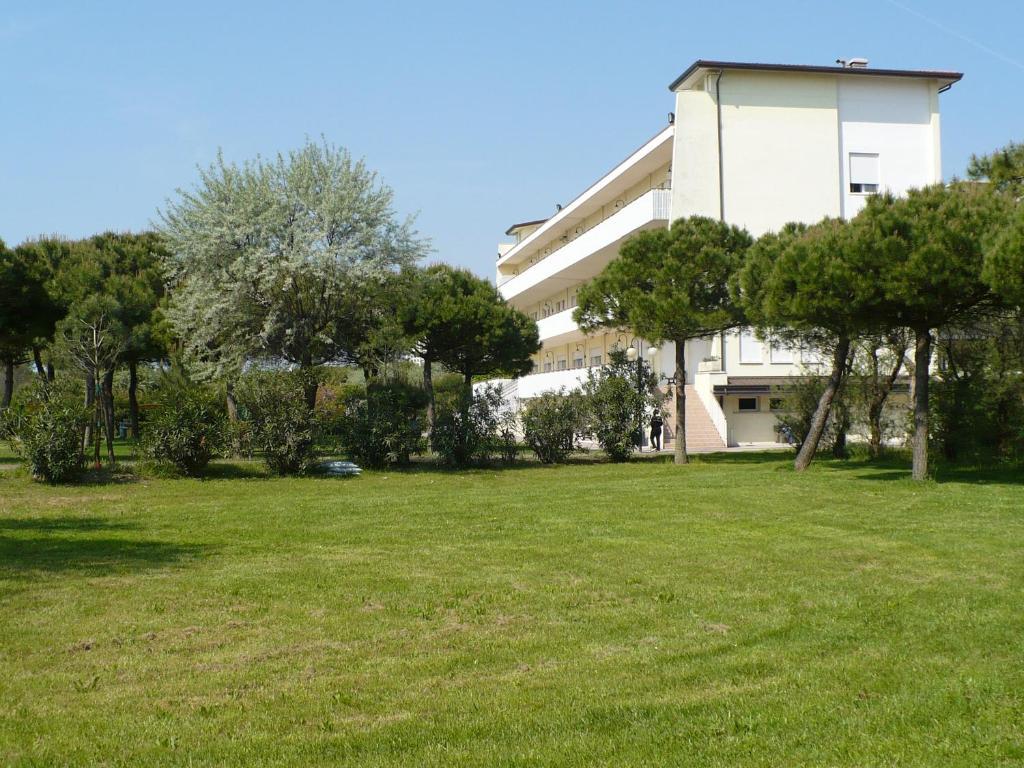 Casa Per Ferie Maria Assunta Hotel Lido di Jesolo Ngoại thất bức ảnh