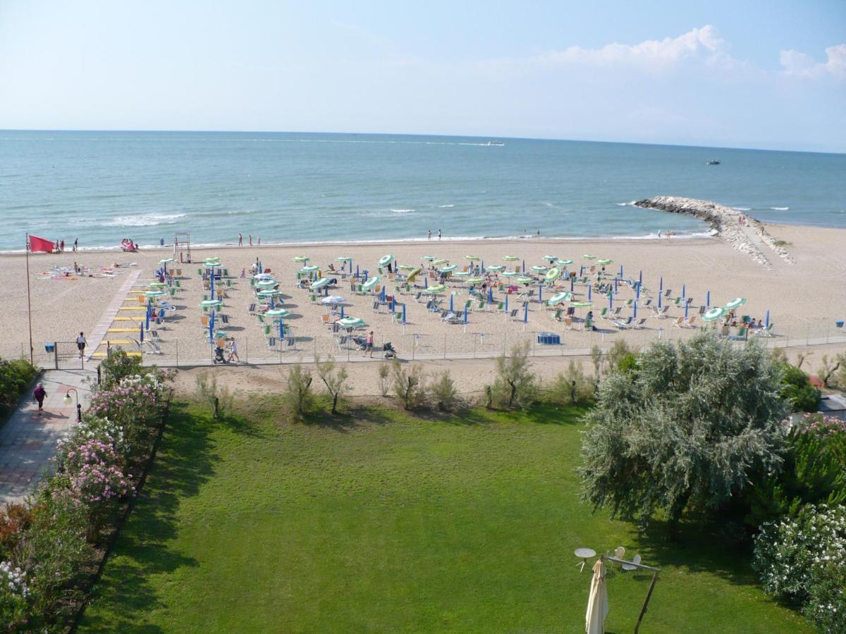 Casa Per Ferie Maria Assunta Hotel Lido di Jesolo Ngoại thất bức ảnh